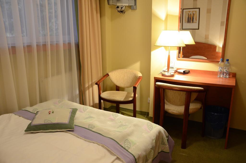 Agat Hotel Łódź Rum bild