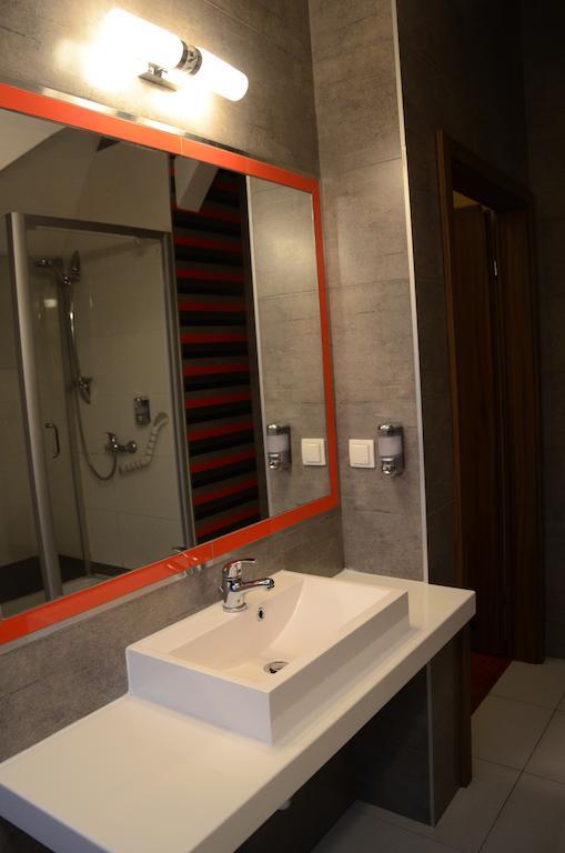 Agat Hotel Łódź Rum bild